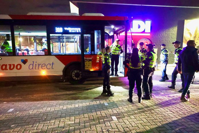 A group of PEC Zwolle supporters was arrested in Eindhoven on Saturday evening.