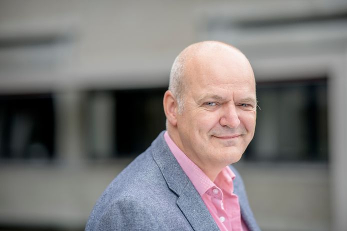 Ernst Bohlmeijer, hoogleraar mentale gezondheidsbevordering bij de Universiteit Twente. „Dankbaar kunnen zijn, is voor een deel aanleg. Maar je kunt het ook trainen."