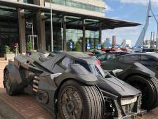 Batmobile gespot op de Kop van Zuid: ‘Opeens komt Batman voorbij’