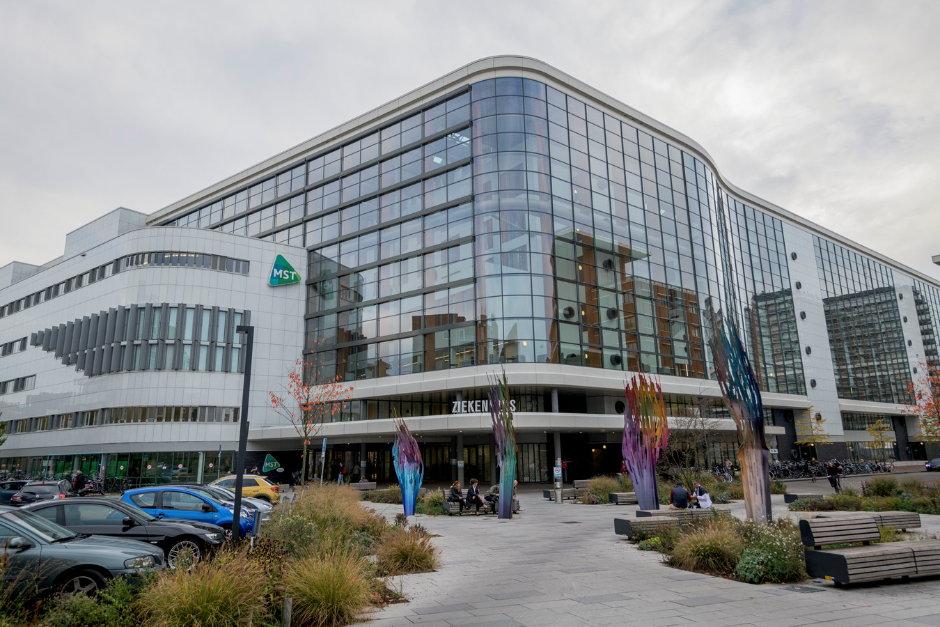 Ziekenhuis MST snel met sluiten contracten met Foto