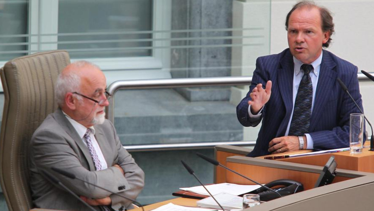 N Va Wil Niet Uit Vlaamse Regering Ze Zullen Ons Moeten Buitendragen De Morgen