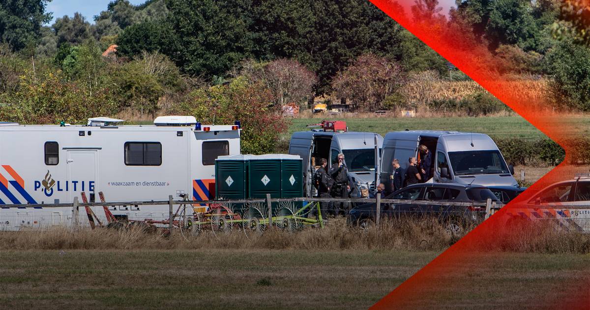 Vervuilde drugsgrond wordt nog niet opgeruimd • Vrouw slaat met auto over de kop