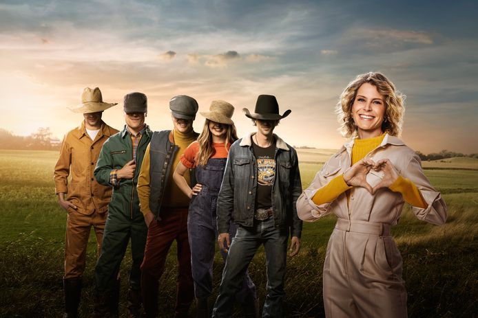 Vier boeren en één boerin onthullen hun identiteit in ‘Boer zkt Vrouw’.