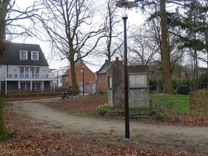 Het Mariapark wordt nu verlicht door ledlampen.
