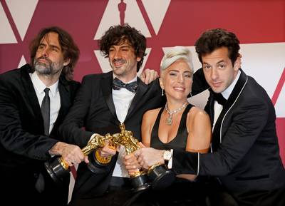 Mark Ronson zag schrijven van Shallow als therapie