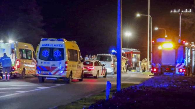 Persoon raakt bekneld na ernstig ongeval in Woudenberg, Randweg afgesloten