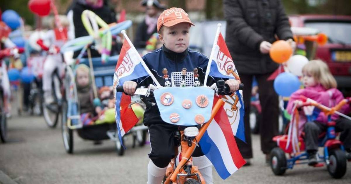 Bonte stoet in Daarle
