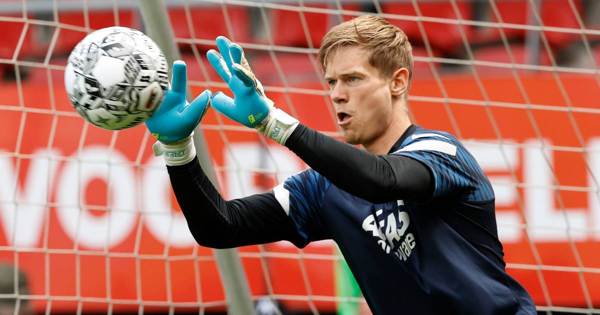 AZ verhuurt reservedoelman Peter Vindahl aan FC Nürnberg