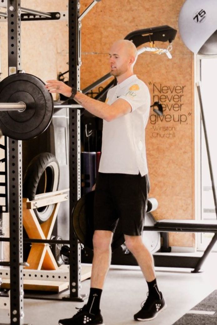 De sleutel tot een gezonder en strakker lichaam zit 'm eerder in intensieve krachttraining en HIIT, dan in cardio.