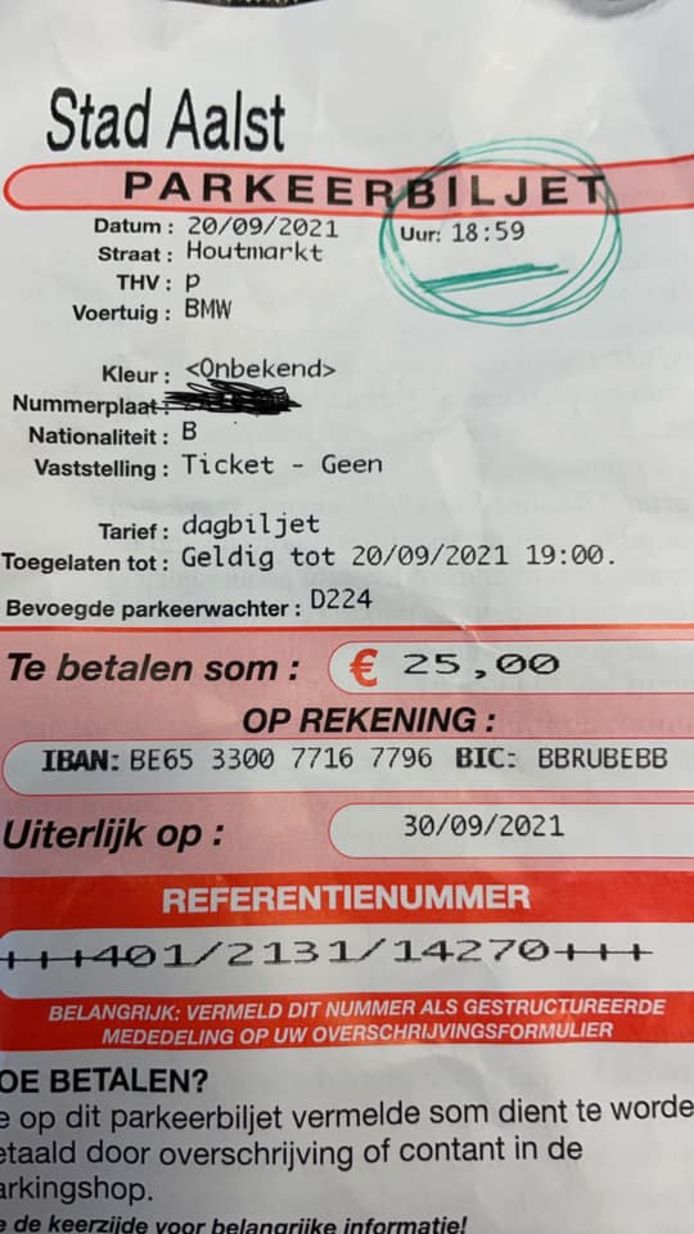 Aalsterse parkeerwachter is onverbiddelijk 25 euro boete voor 1 minuut parkeren zonder ticket