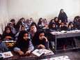 Opnieuw schoolmeisjes vergiftigd in Iran: “Ze willen alle meisjesscholen sluiten”