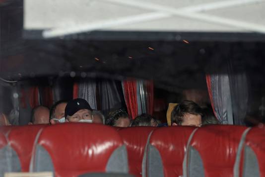 Alle passagiers werden zaterdag na hun aankomst in Engeland uit voorzorg voor twee weken in quarantaine geplaatst.