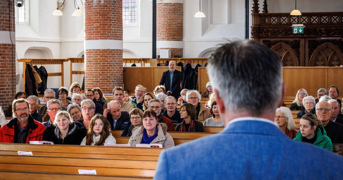 De Burghtkerk Kerkdienst De kerkdienst in Steenwijk is volledig in het Oekraïens: ‘Best een