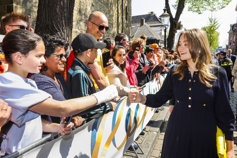Prinses Ariana tijdens Koningsdag in Maastricht. Na twee stille coronajaren vieren Nederlanders weer als vanouds Koningsdag. Beeld ANP /  ANP