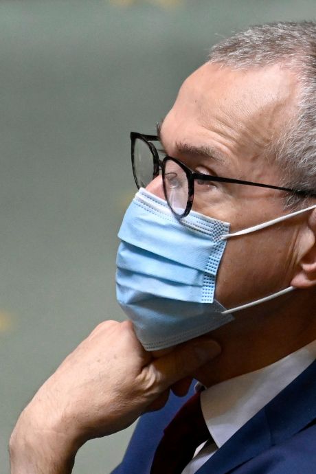 Pas de décision sur la vaccination des 16-17 ans, nouvelle réunion samedi
