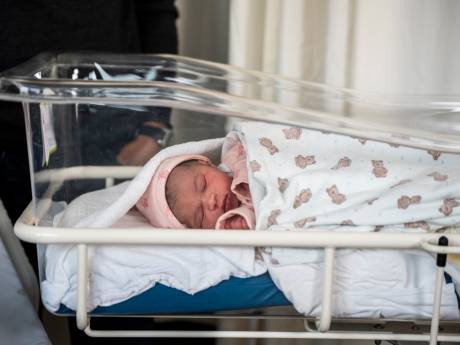 Nieuwe ouders raken 2500 euro belastingvoordeel kwijt, terwijl kinderopvang nog niet gratis is