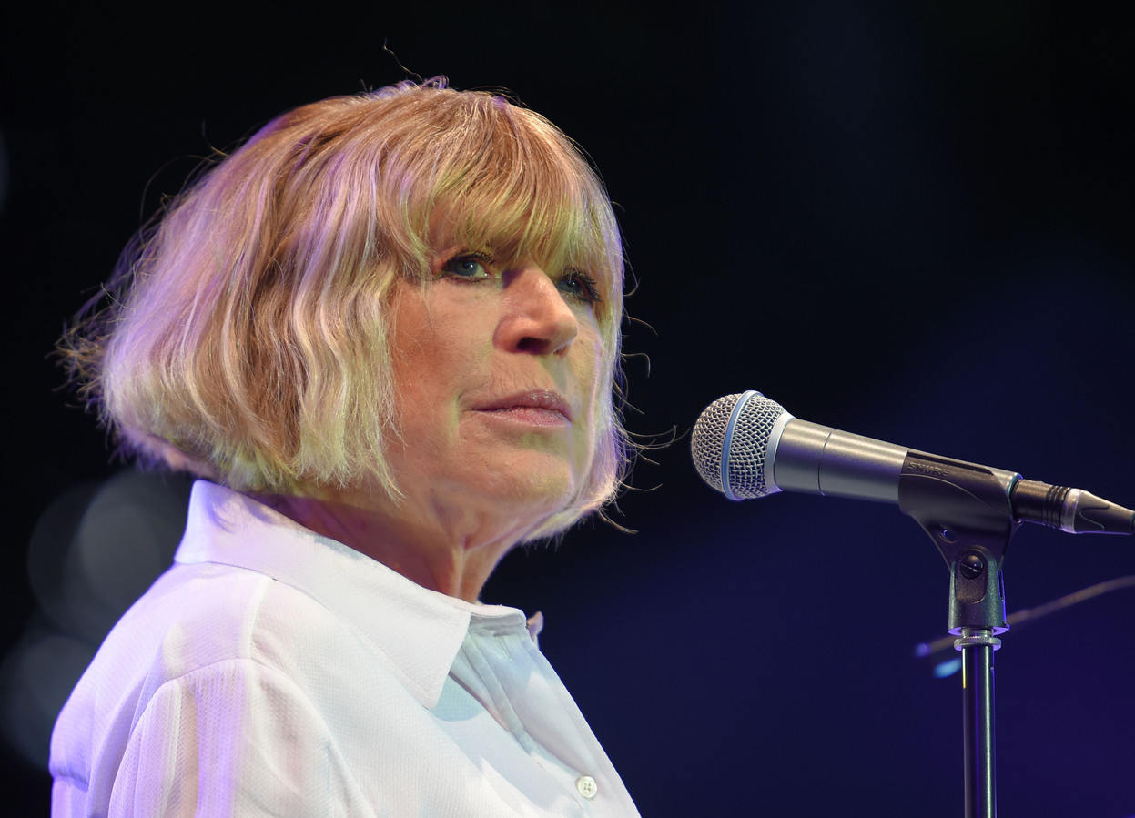 Marianne Faithfull in ziekenhuis vanwege corona Foto destentor.nl