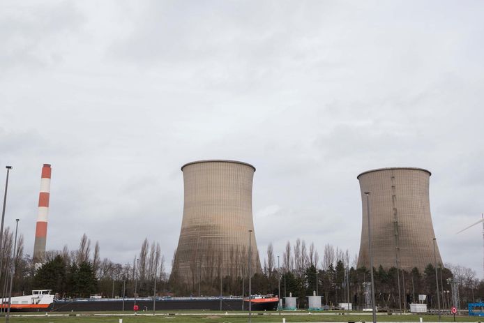 Bij het stadsbestuur is een aanvraag ingediend om de installaties van de elektriciteitscentrale van Langerlo te slopen.