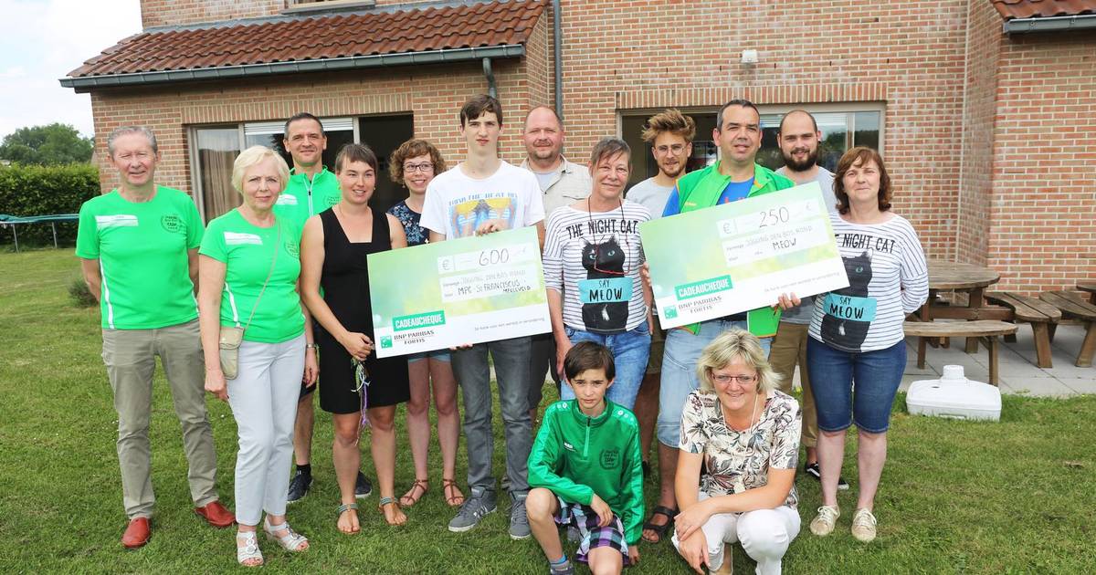 Jogging Den Bos Rond deelt cheques uit Ternat hln.be