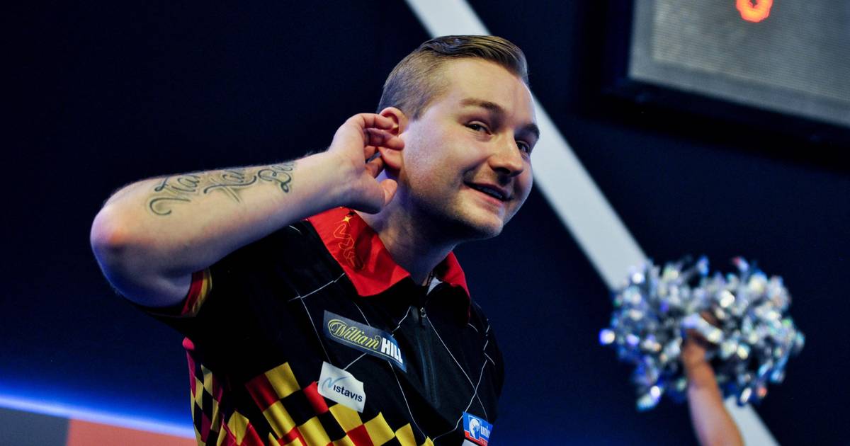‘Dancing’ Dimi Van den Berg klopt exwereldkampioen en staat voor