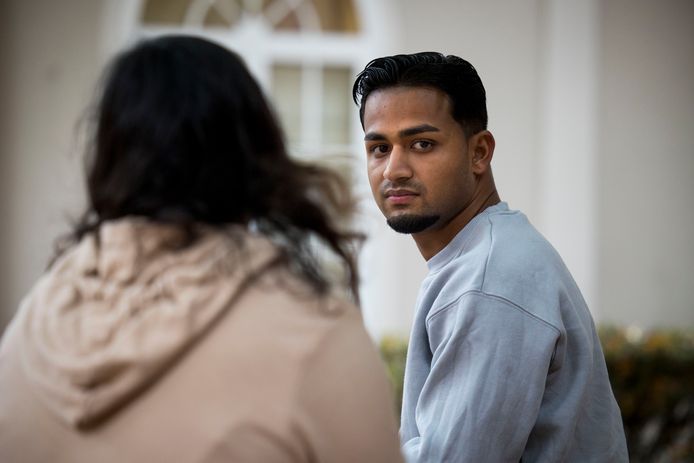 Vanwege de toeslagenaffaire werd de zus van Jaïr uit huis geplaatst. Hij was bang dat hem hetzelfde zou overkomen