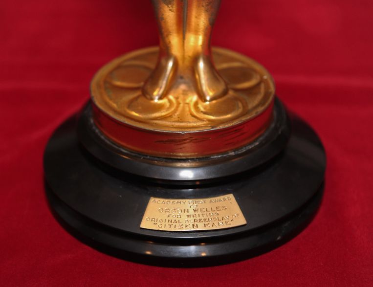 De Oscar voor beste screenplay van Orson Welles, die hij in 1941 won voor Citizen Kane, werd afgelopen maand geveild in Los Angeles. Beeld getty