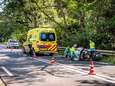 Bijrijder van motor gewond na aanrijding met auto in Nuenen