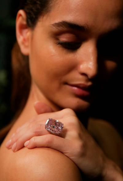 Exclusief: De grootste roze diamant ter wereld