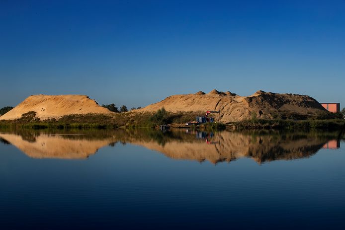 De Brink in Liessel: maak er in de toekomst een zwemplas of watersportgebied van, vinden inwoners van Deurne.