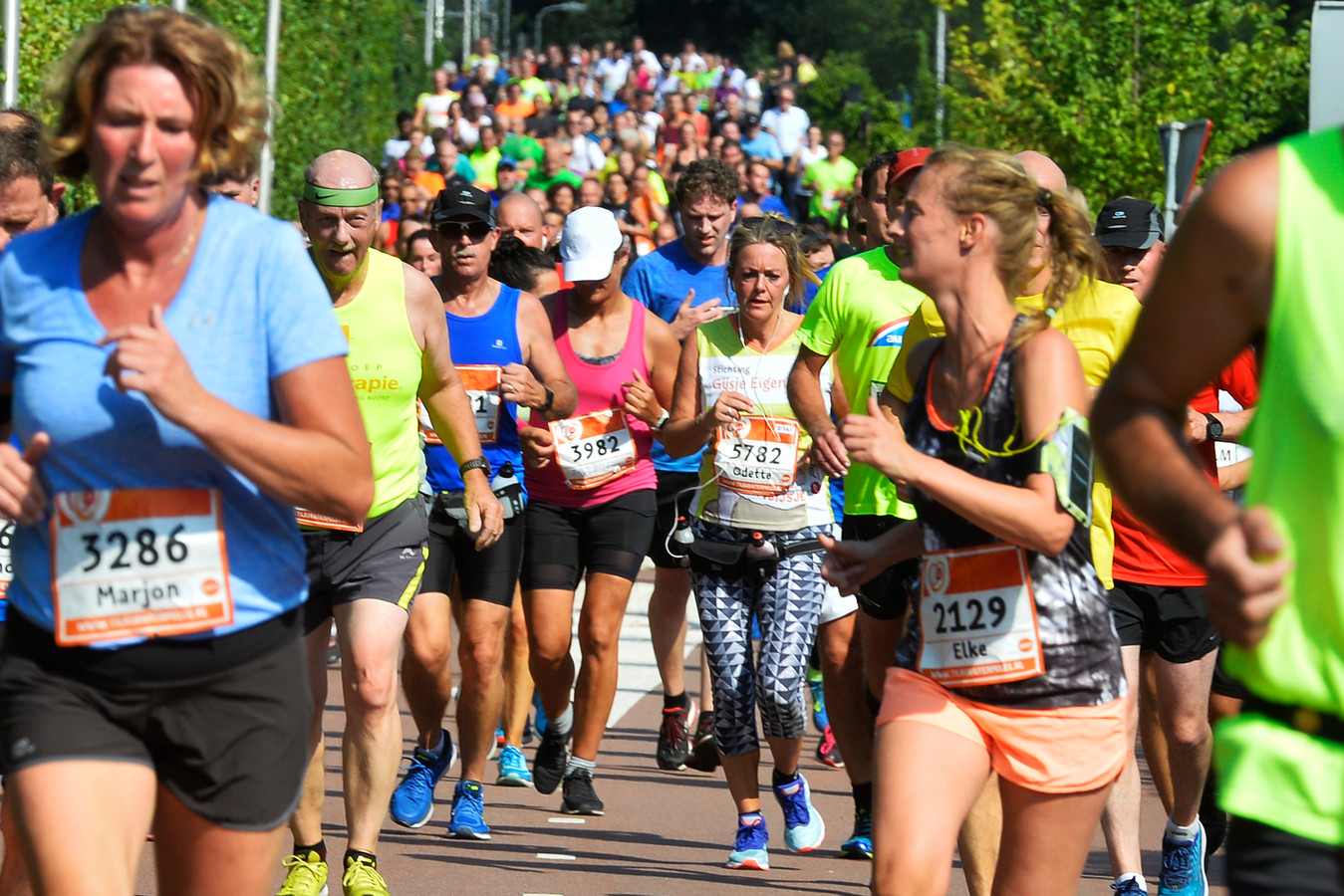Deze wegen zijn zondag afgesloten vanwege de Tilburg Ten Miles Foto