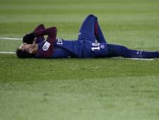 'Neymar twee maanden uitgeschakeld na operatie aan voet'