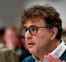 Beste Maaike Neuville, ons systeem is niet perfect, maar wel het beste wat er is