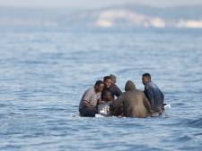 Plus de 800 migrants ont traversé la Manche ce samedi, un nouveau record