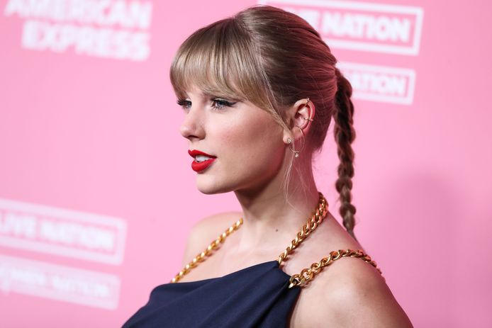 Taylor Swift.