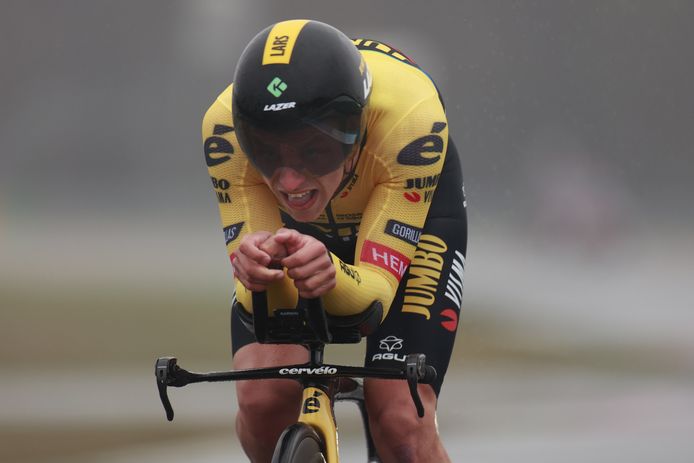 Lars Boven in actie tijdens de tijdrit van Olympia’s Tour.