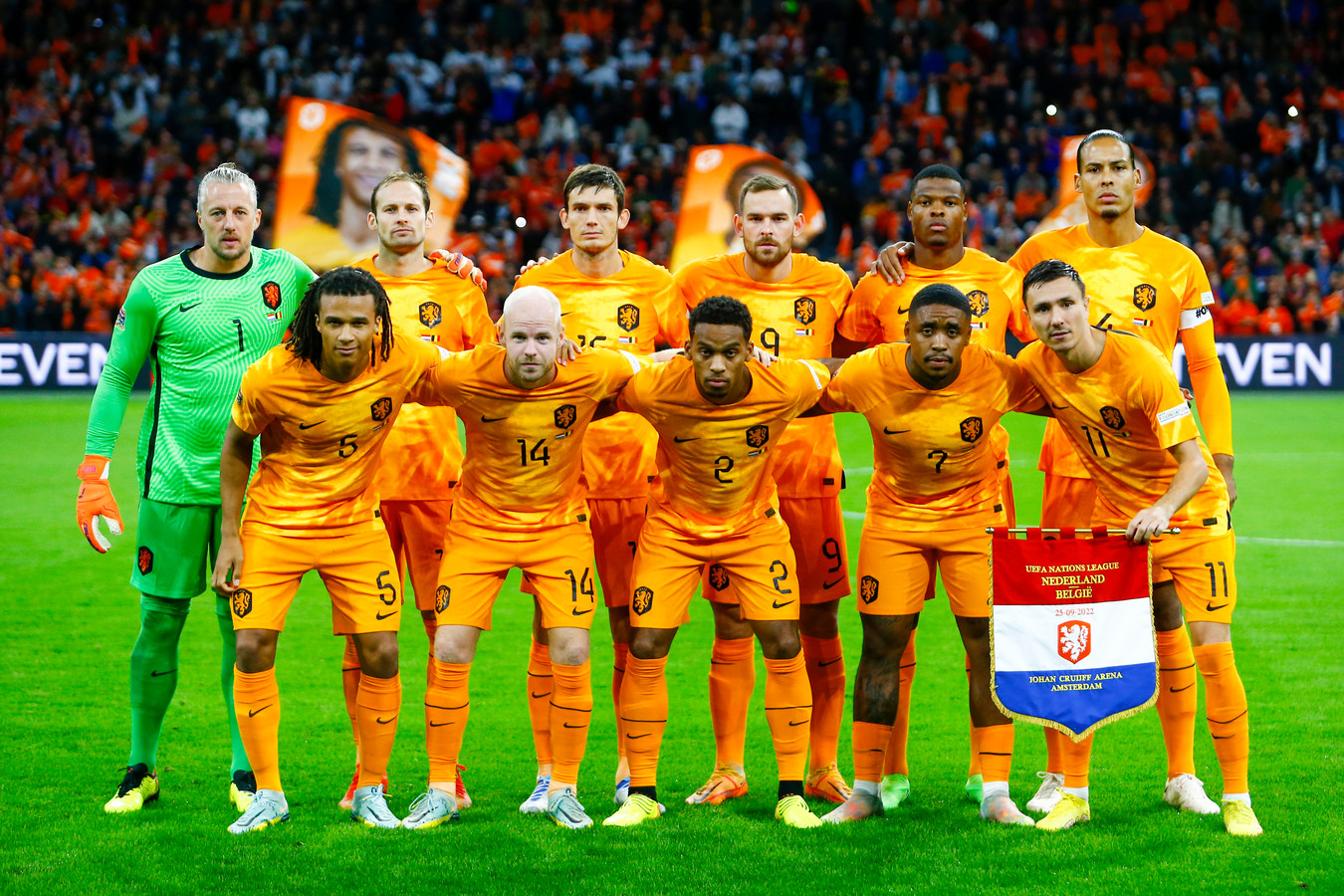 De elftalfoto van Oranje voor de interland tegen België in de Nations League.