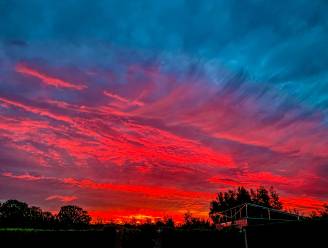 Is de zonsopgang en -ondergang mooier in de herfst?