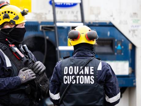 Partij cocaïne met straatwaarde van 45 miljoen euro gevonden in container met klassieke auto’s