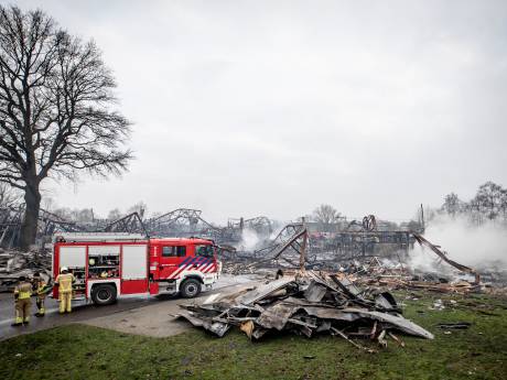 Verwoeste Dierenkliniek in Almelo: brand legt apparatuur in de as, maar gewerkt werd er niet