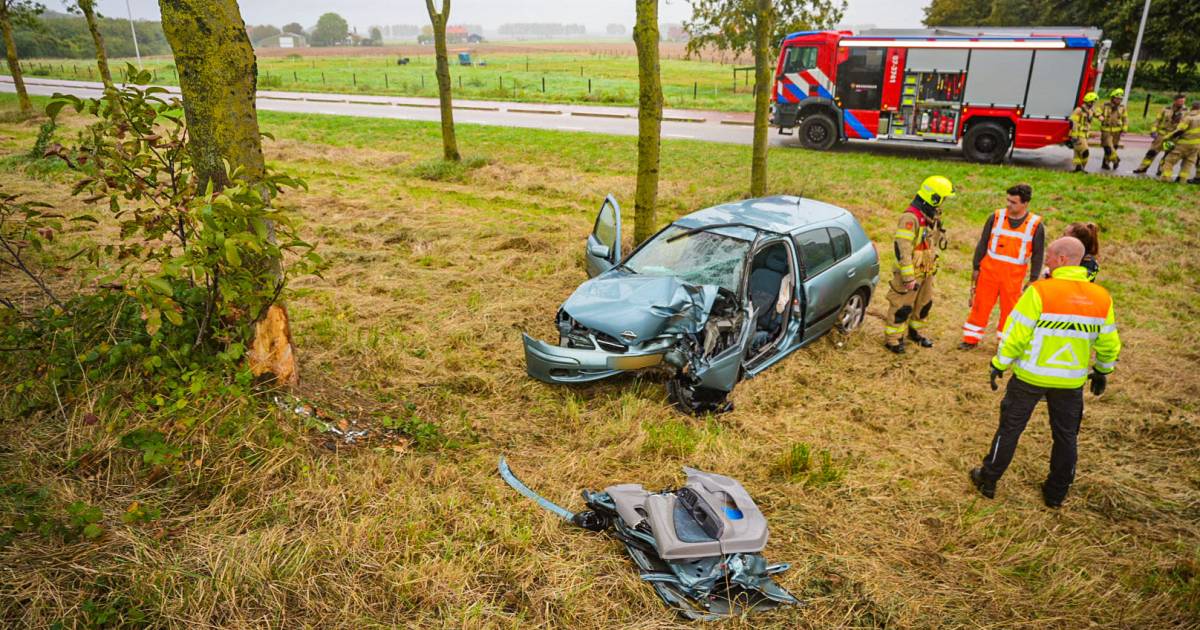 Automobilist zwaargewond na ongeval bij oprit A325.