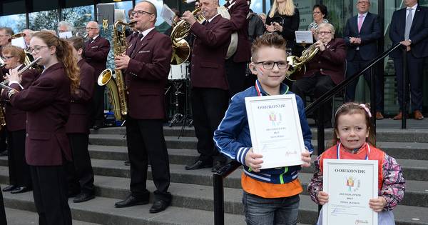 Jeugdlintje voor ernstig zieke Siem (8) en Emma (6) uit Wilbertoord - De Gelderlander