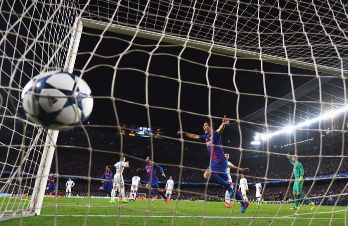 8 maart: Hij hangt, in minuut 96! Heel de voetbalwereld wordt met verstommingen geslagen na de onwaarschijnlijke 'remontada' van Barcelona. Na een 4-0 zege in de heenmatch wordt PSG met 6-1 afgedroogd in Camp Nou.
