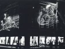 Dit pand was in 1962 zó verminkt, alleen in het donker was ie-mooi (en nu is het een Rijksmonument)