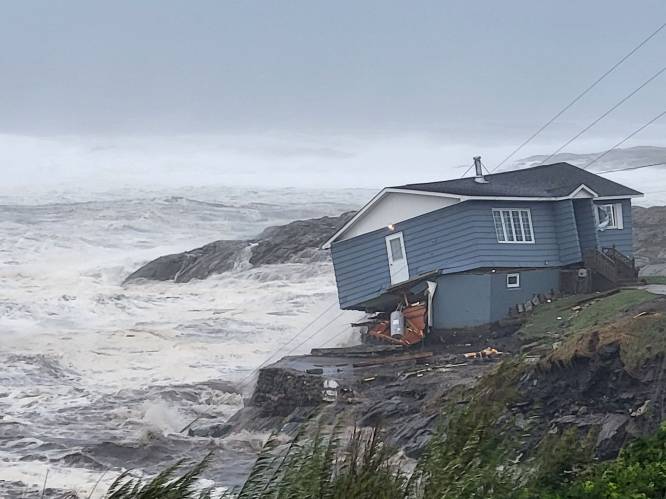 Huizen in zee verdwenen door noodweer in Canada