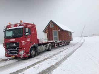 MIJN FOTO | Strandhuisje in de sneeuw