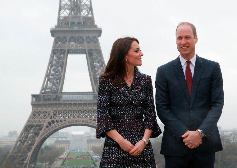 Prins William en zijn vrouw Kate in Parijs. Beeld afp