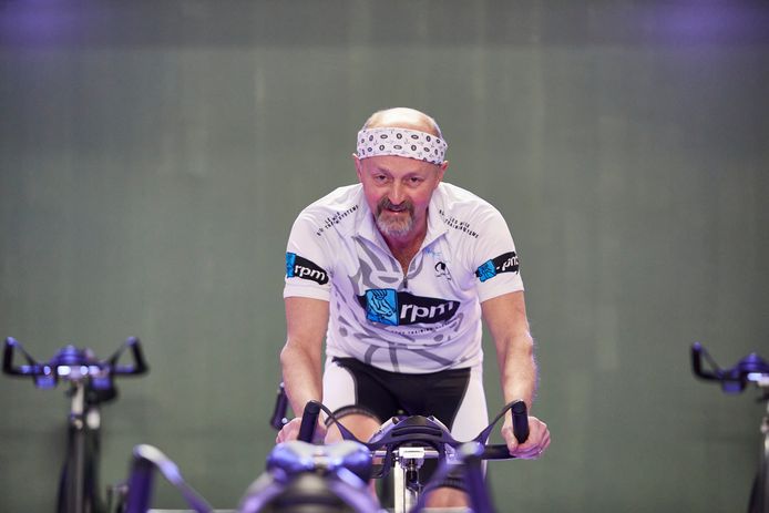 Nico Pluim geeft vanavond zijn 4000ste spinning les in Laren en denkt nog lang niet aan ophouden.