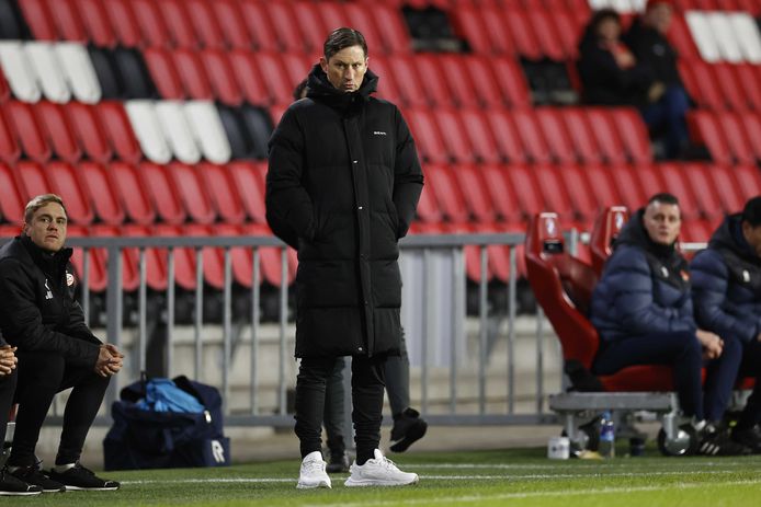 Roger Schmidt.