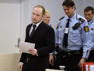 "Breivik onderhoudt contact met medestanders in cel"