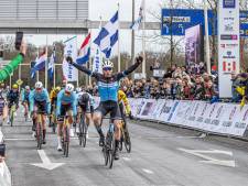 Coen Vermeltfoort maakt favorietenrol waar met derde zege in Ster van Zwolle: ‘Dit keer was het duidelijker dan de laatste keer’